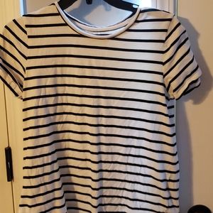 Striped tees shirt